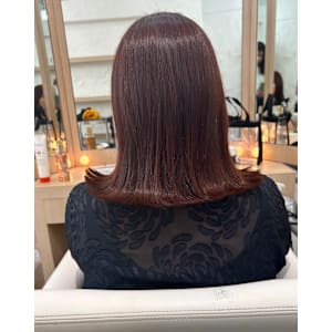 切りっぱなし外ハネボブ×AVEDAオレンジレッドカラー