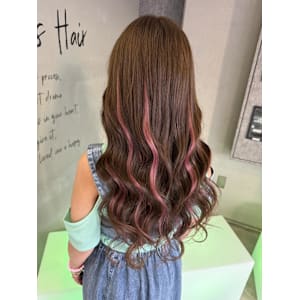 ポイントで見えて可愛い！ピンクハイライト！