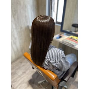 スモーキーアッシュ