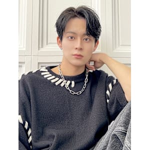 束感　センターパート　刈り上げなし