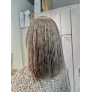 ミルクティグレージュ