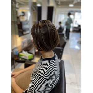 ハイライトカラー・白髪ぼかしハイライトカラー