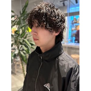 ツイスパ　マッシュ　無造作パーマ　ツーブロック　20代30代