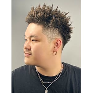 ツイストスパイキーショート