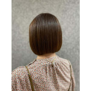 Blossom《髪質改善/縮毛矯正/ケアブリーチ/艶カラー》