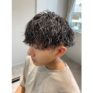 メンズラウンドマッシュ/スパイラルパーマ