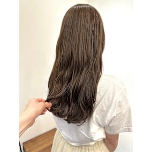 池袋 イルミナカラー ハイライト やわらかベージュ♪