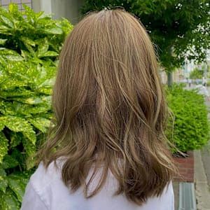 ナチュラルハイライトカラー