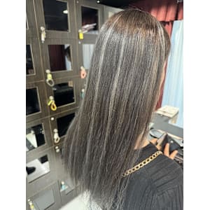 暗めコントラストハイライト【錦糸町北口】