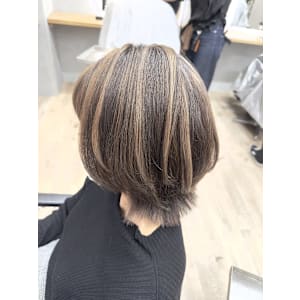 白髪ぼかし/ハイライトカラー/カラー/透明感/ハイライト