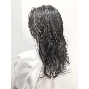 ハイライト/グレージュ/ホワイト/ロング/透明感