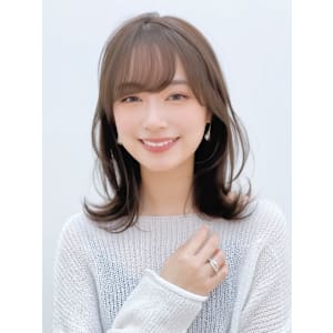 くびレイヤーエモージュケアカラー似合わせカットシアブラウン