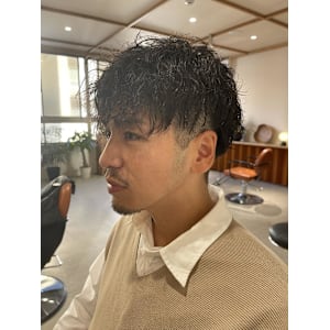 Yui_波巻きパーマ