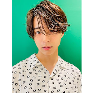 カルマパーマ/センターパート/アッシュブラック