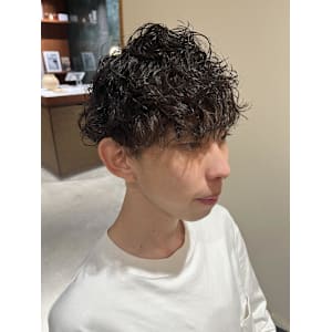 Eiji_ツイストスパイラルパーマ