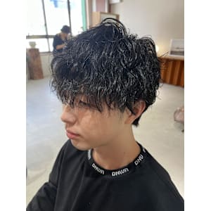 Eiji_波巻きパーマ