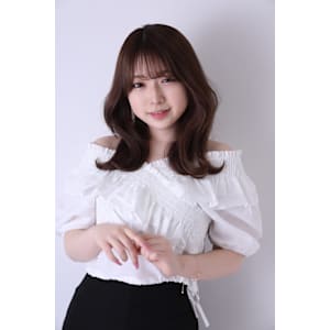 ミディアムキュートヘア