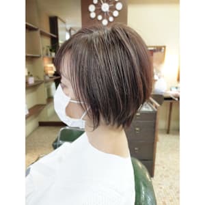 ショートボブ