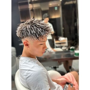 ジェットフェード×ツイストスパイラル×メッシュ