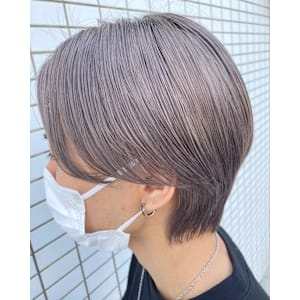 《cropes辻堂 阿部》透明感シルバーブリーチ