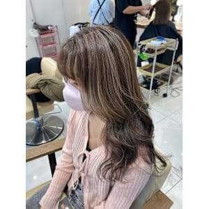 《MARINA》コントラストハイライト/ロングレイヤー