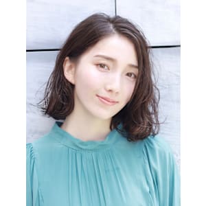 大人ミディアムパーマ