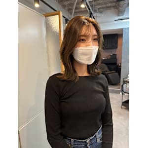 大人セミロング×ブリーチなしオレンジカラー