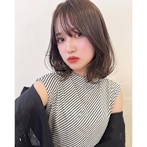 暗めグレーくびれミディアムkchiara福岡川野直人