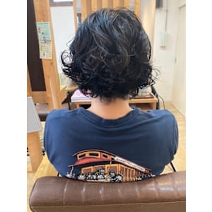 お客様髪質改善データ1403（直毛はパーマで軽く。。）