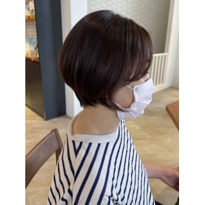 大人女性の丸みショート☆小林