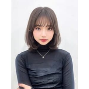 ツヤ髪透明感ミディレイヤー似合わせカット