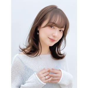 レイヤーロング美髪くびれワンカールシルキーグレージュ