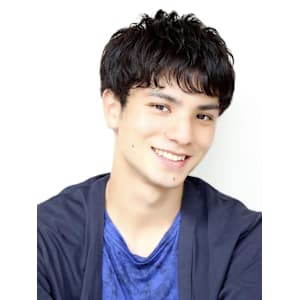 カット/ヘッドスパ/メンズ/眉毛/パーマ/マンツーマン