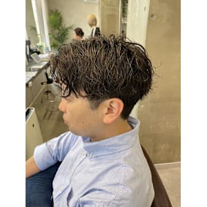 miu&宇都宮良太　メンズ波巻きパーマ