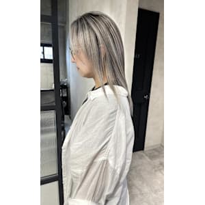 ★シルバー系シャドウルーツバレイヤージュ★