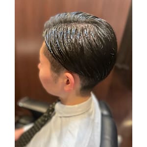 2ブロックパートスタイル　理容室　五反田　床屋