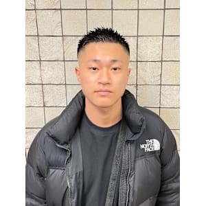 オトナのお洒落ボウズスキンフェード