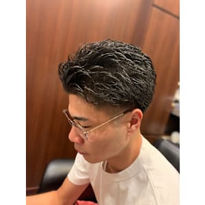 スパイキーショート《五反田／理容室/バーバー/ビジネス》