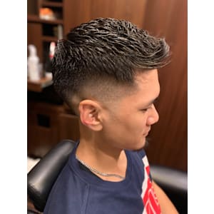 フェード+ジェットモヒカンスタイル