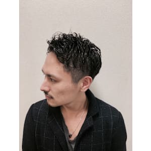 セクシーパーマスタイル