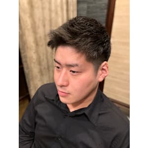 ツーブロ風ショート