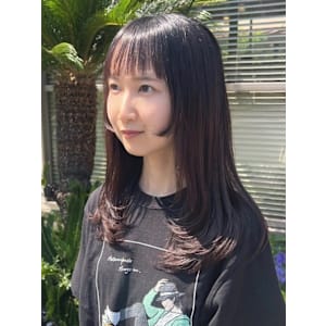 ロングレイヤー　顔周りカット　姫カット　ワンカール
