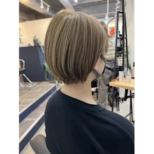 【天神 今泉 大名】　ミニボブ　カーキベージュ