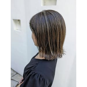 バレイヤージュ風♪ハイライトカラー×外ハネボブ【我孫子】