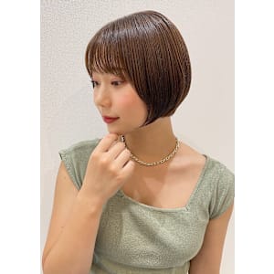 艶髪小顔ショートボブ