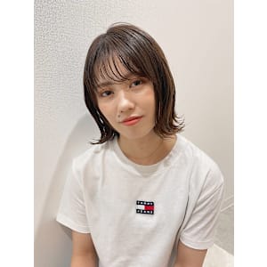 20代/30代/40代/外ハネ/くびれ/切りっぱなし