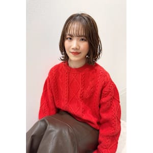 ミディアム/外ハネ/シースルー/ベージュ/グレージュ