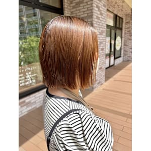 切りっぱなしボブ