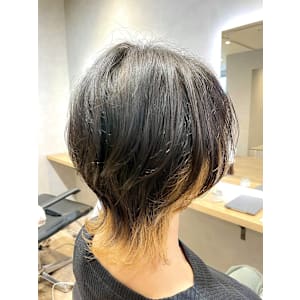 20代/30代/ウルフカット