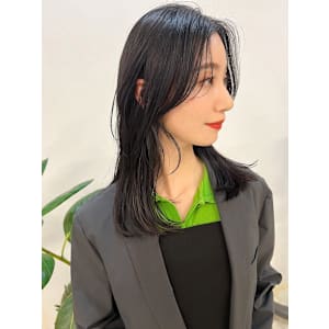 レイヤーカットで大人シルエットkchiara川野直人